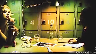 Domino (2005) scene 7