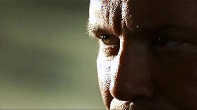 Domino (2005) scene 8
