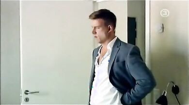 Maj & Charlie scene 3