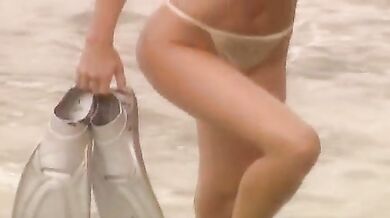 Sports Illustrated Swimsuit Issue 2003 scene 4