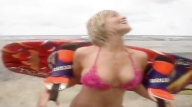 Sports Illustrated Swimsuit Issue 2003 scene 4
