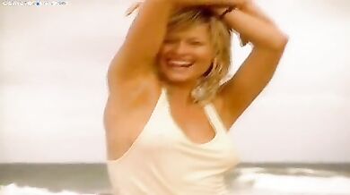 Sports Illustrated Swimsuit Issue 2002 scene 4