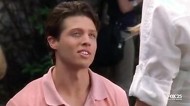 The O.C. scene 10
