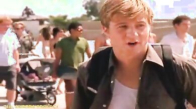 The O.C. scene 16