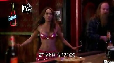 Nadine Velazquez Hot in My Name is Earl