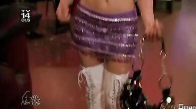 Nadine Velazquez Sexy Cleavage in My Name is Earl