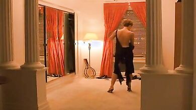 Eyes Wide Shut scene 13