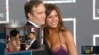 E! News scene 6