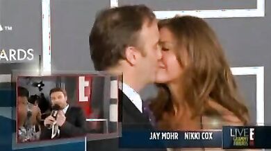 E! News scene 6