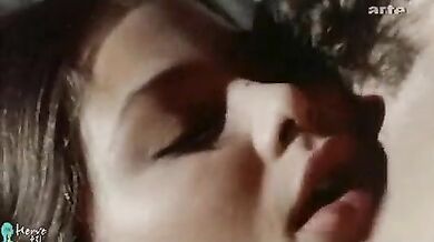 Derniere femme, La scene TWO