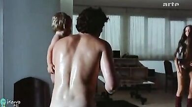 Derniere femme, La scene 6