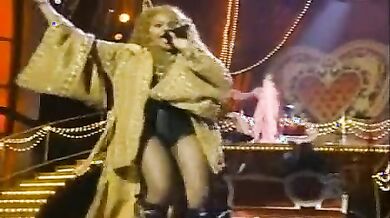 2002 Grammys scene TWO