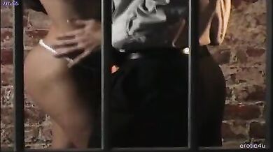 Seducer By Night scene 9