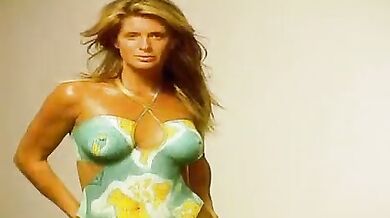 Sports Illustrated Swimsuit Issue 2003 scene 7