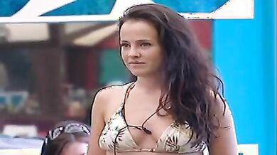 Big Brother:  UK scene 15