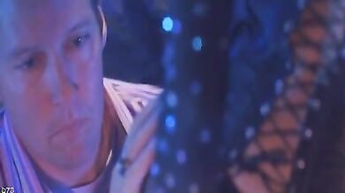 Yellow (2006) scene 4
