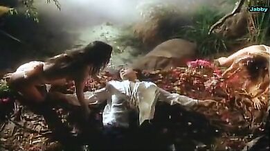 Embrace of the Vampire scene 32