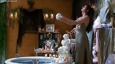 Four Rooms scene 3